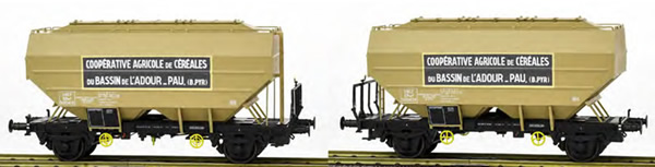 REE Modeles WB-555 - Set of 2 French Grain wagons manufacturing COOPERATIVE AGRICOLE DE L’ADOUR Era III